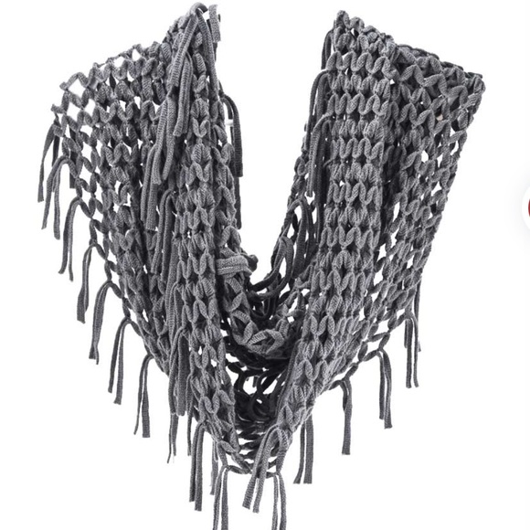 2 Chic Accessories - Grey open weave crochet infinity scarf w fringe by 2 Chic EUC